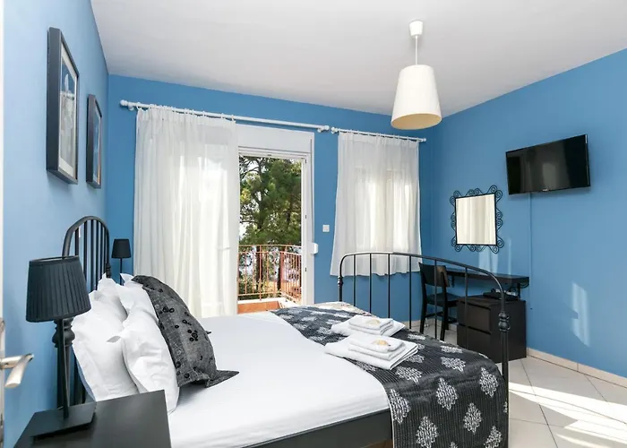 Pinereef Blue Σκάλα Ραχωνίου