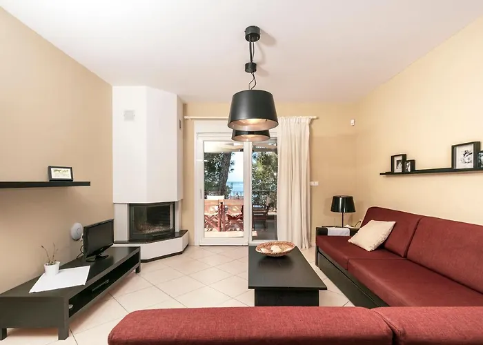 Pinereef Blue Σκάλα Ραχωνίου