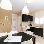 Pinereef Blue Σκάλα Ραχωνίου