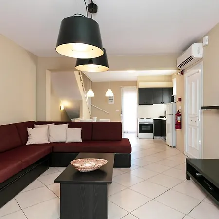 Pinereef Blue Nyaraló Szkála Rahoníu